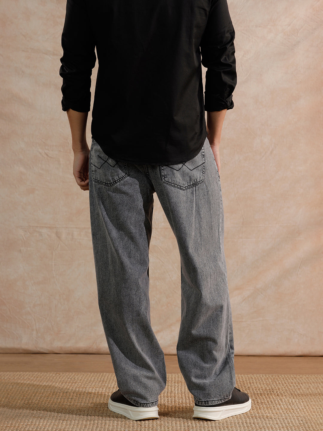 Casual Heavy Fade Loose Fit Jeans | Grey - Image 5