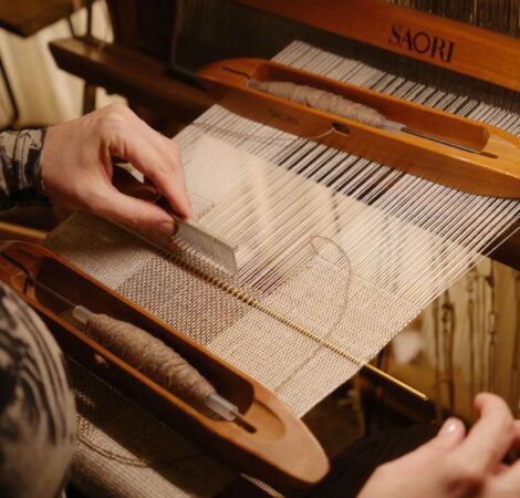 This Melbourne Interior Designer Makes Beautiful Weavings This Melbourne Interior Designer Makes Beautiful Weavings