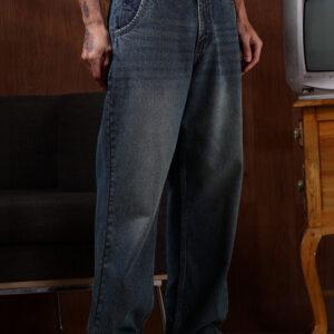 Eszett- Men Mid-Rise Light Fade Jeans