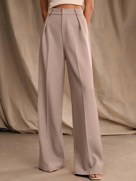 Kotty Women Relaxed Straight Fit High-Rise Pleated Trouser - Image 3